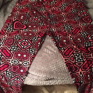 💕BEAUTIFUL NEW LULAROE VALENTINES TC LEGGINGS💕